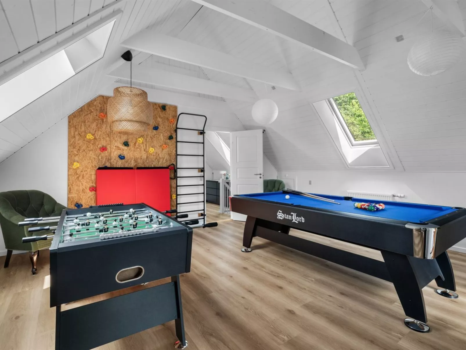 "Jorith" - 550m from the sea-Inside