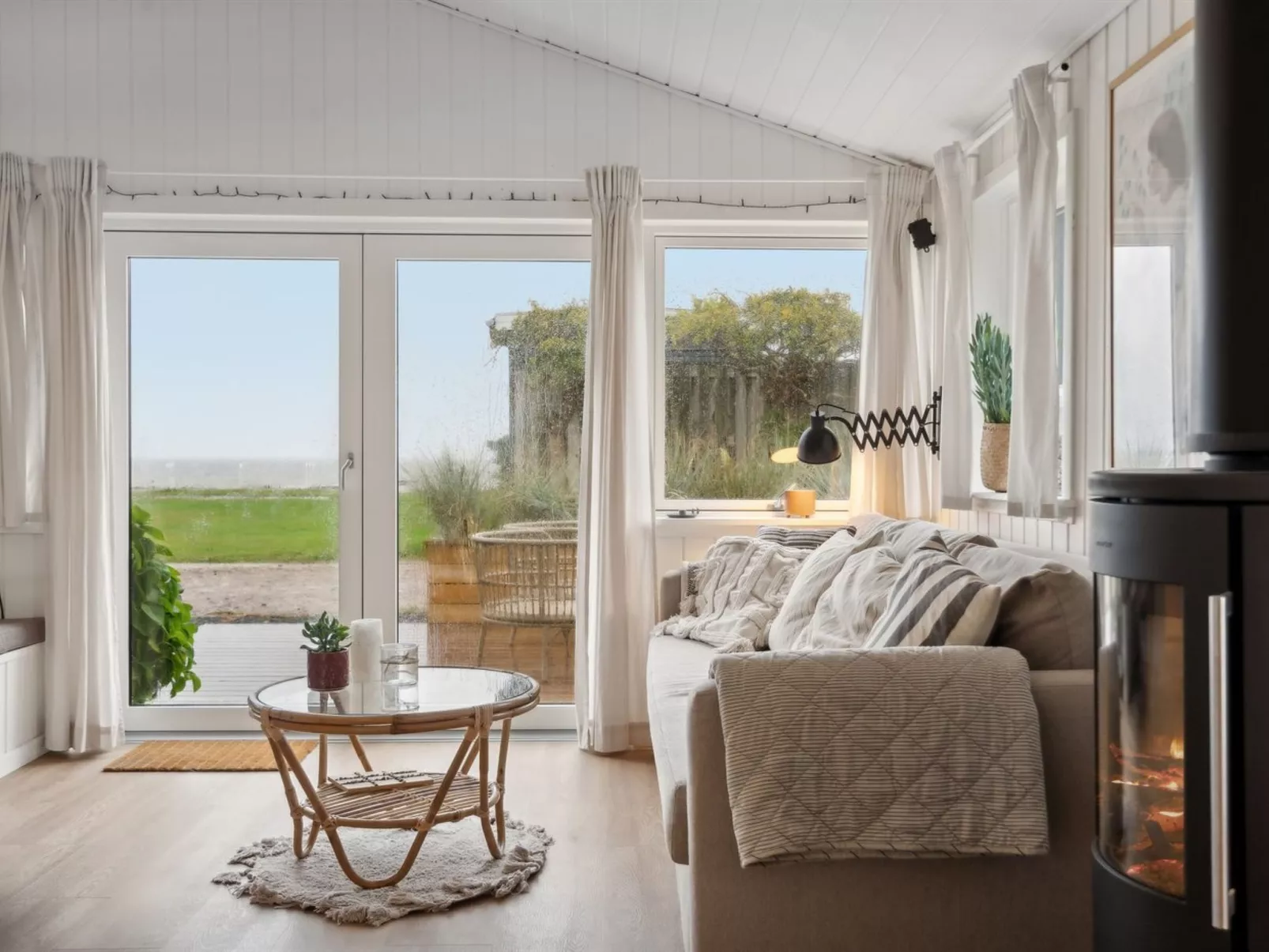 "Pedersen" - 50m from the sea-Inside