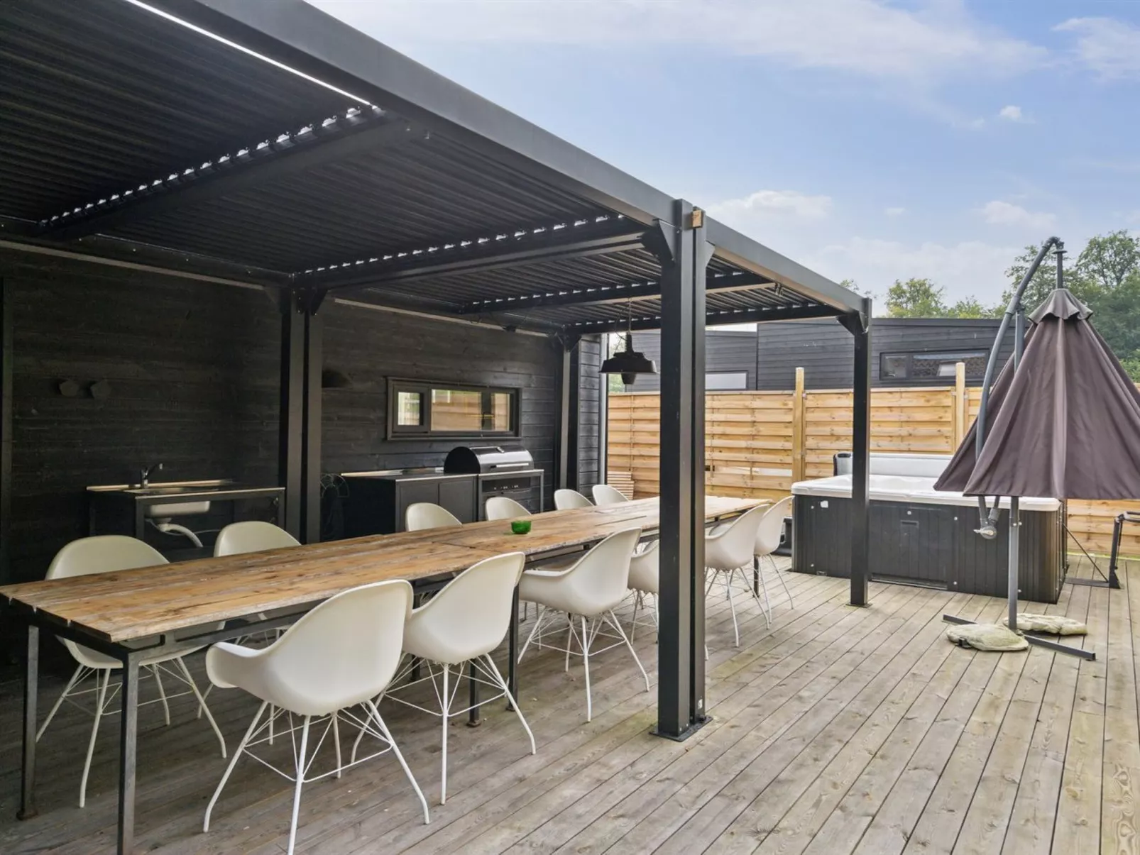 "Gunborg" - 400m from the sea-Draußen