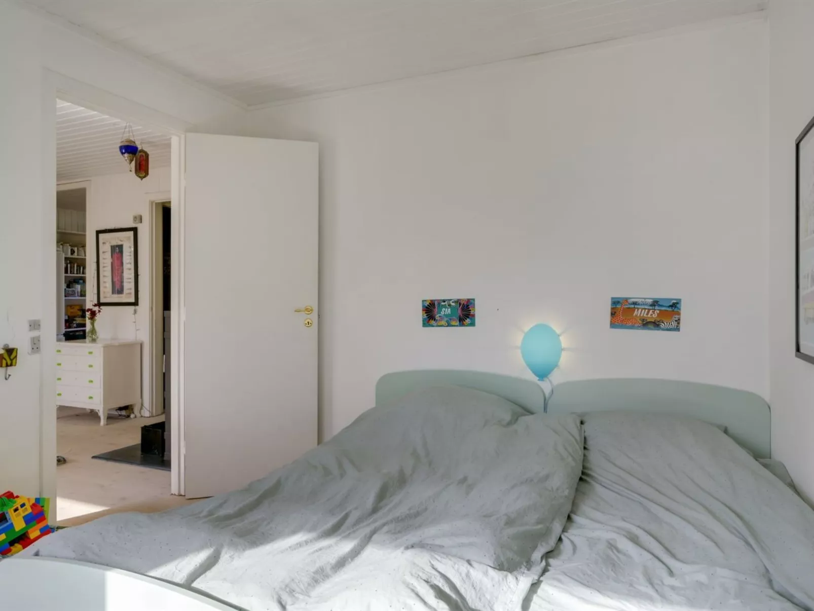 "Eragon" - 1.2km from the sea-Inside