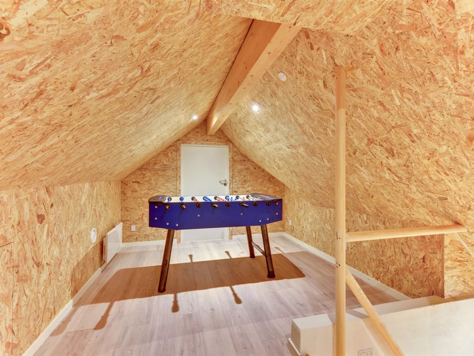 "Erla" - 2.3km from the sea-Inside