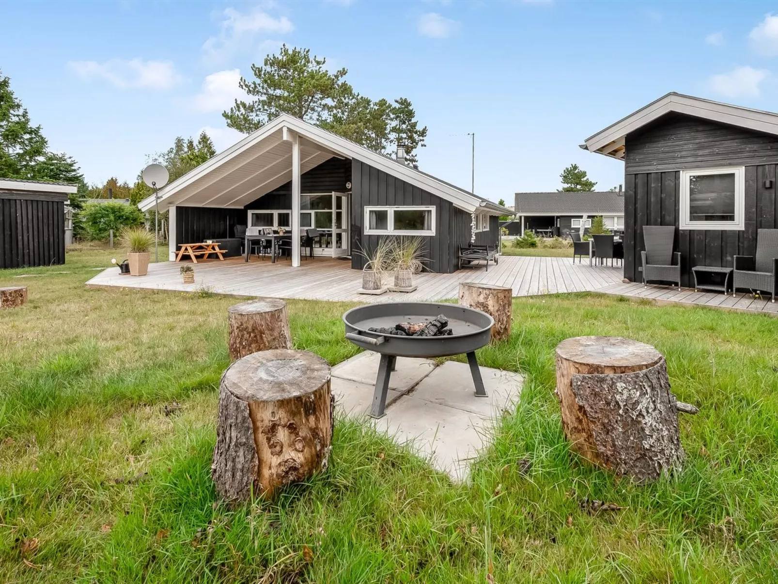 "Raafael" - 175m from the sea-Outside