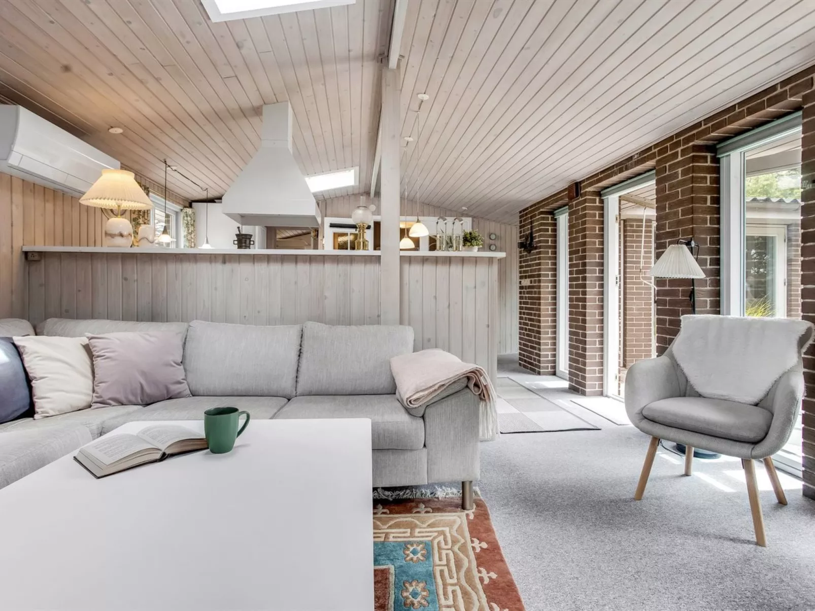 "Sessa" - 800m from the sea-Inside