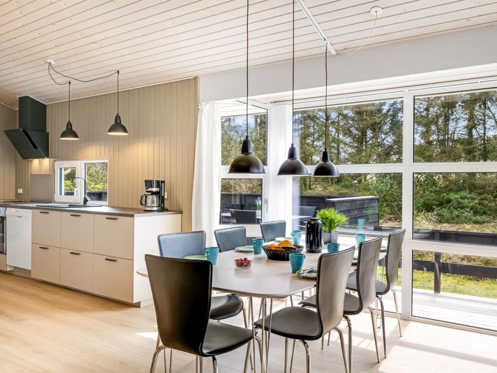 "Andrie" - 800m from the sea-Inside