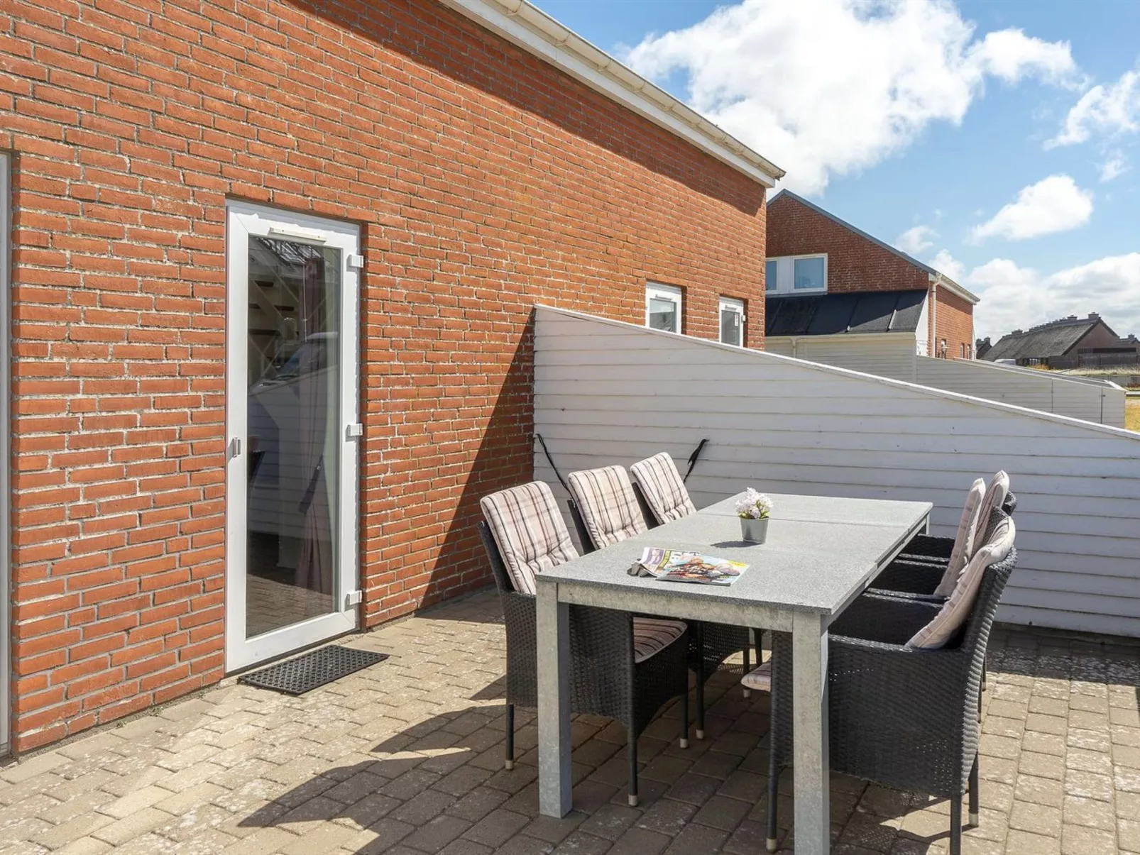 "Anouk" - 1.7km from the sea-Dehors