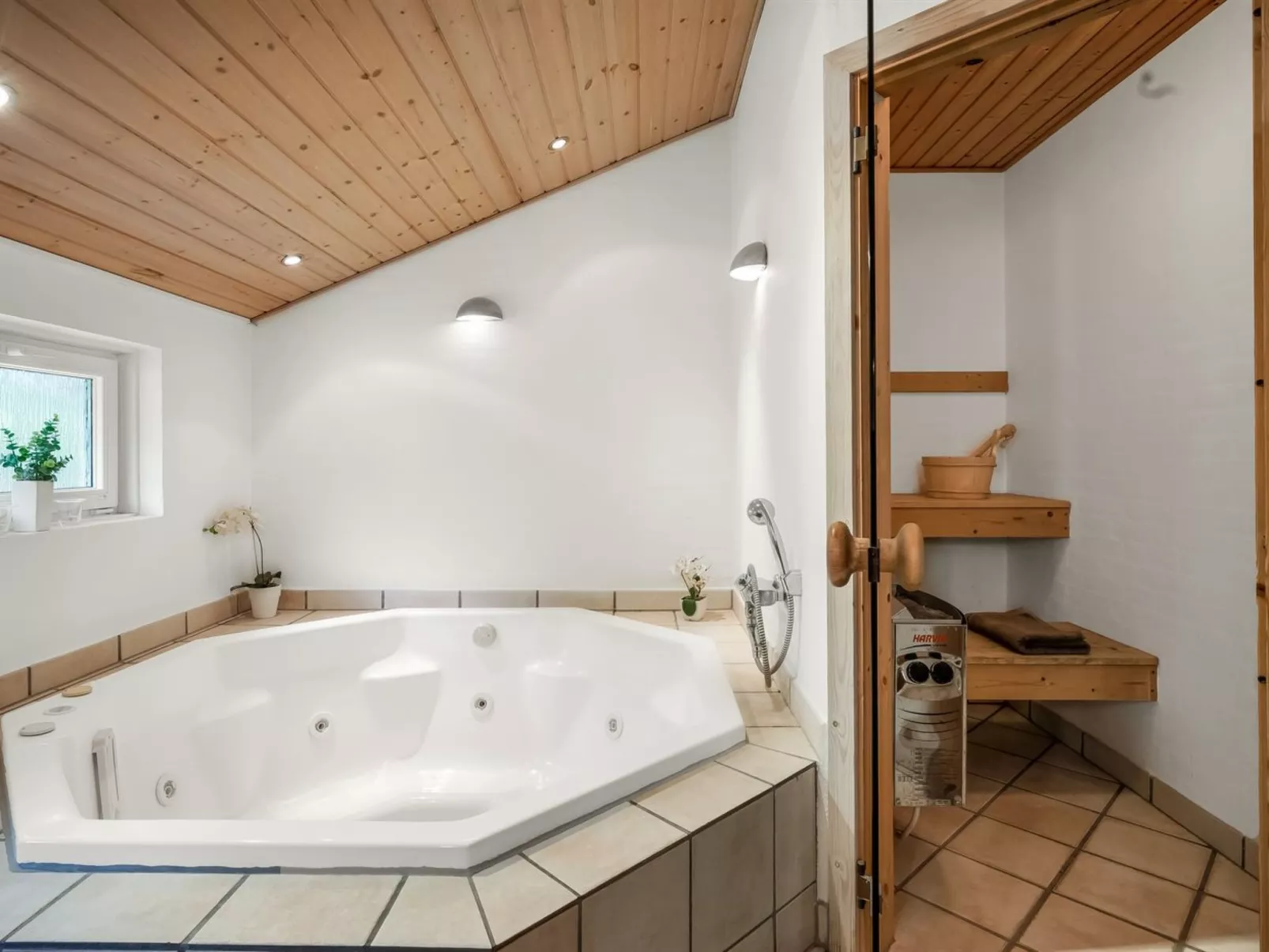 "Tule" - 1.2km from the sea-Dedans