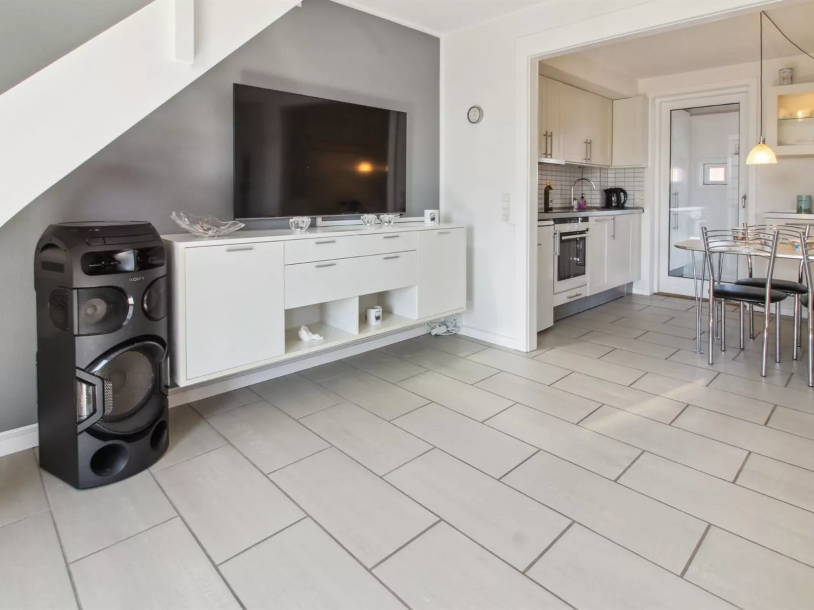 "Faidra" - 2.5km from the sea - Drinnen