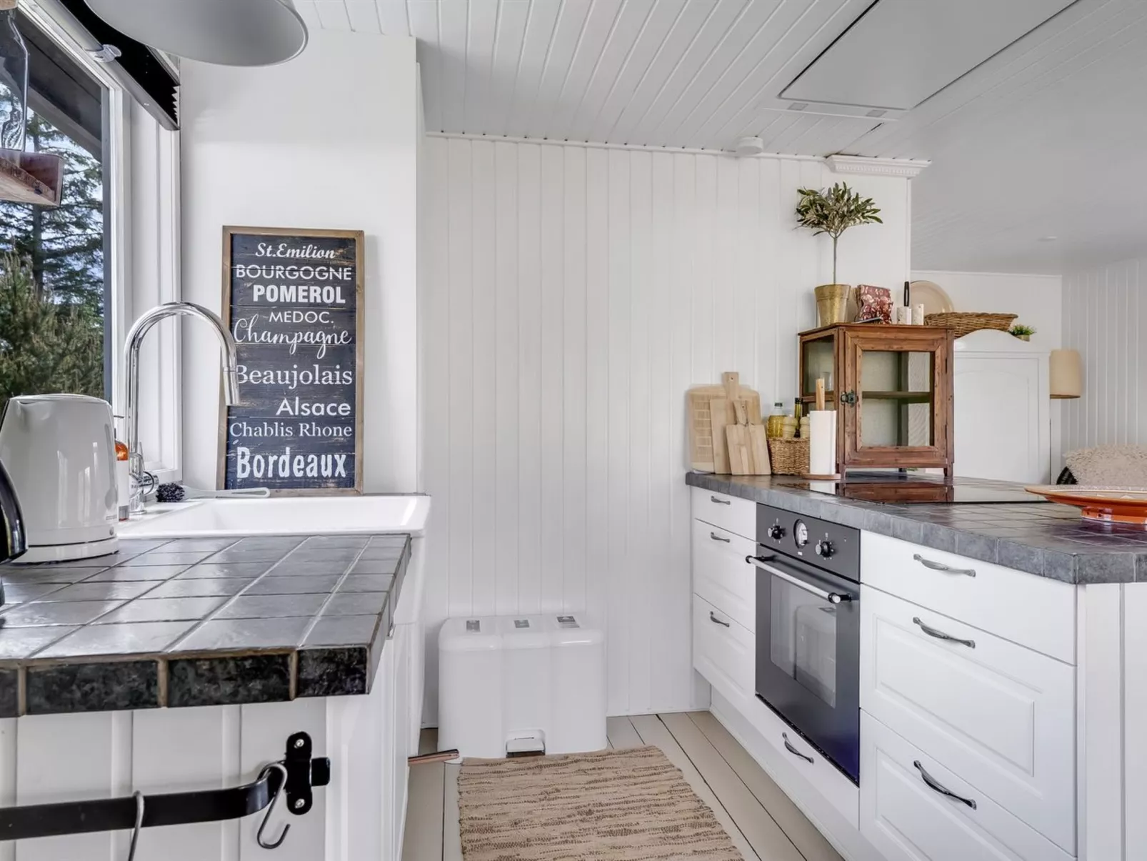 "Noralee" - 3.5km from the sea-Inside