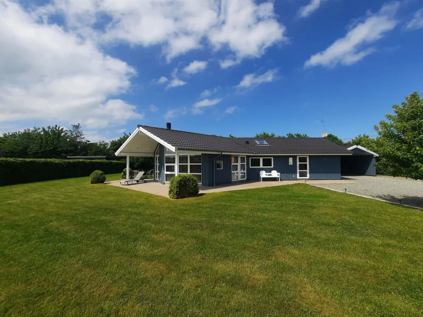 "Toja" - 700m from the sea-Outside