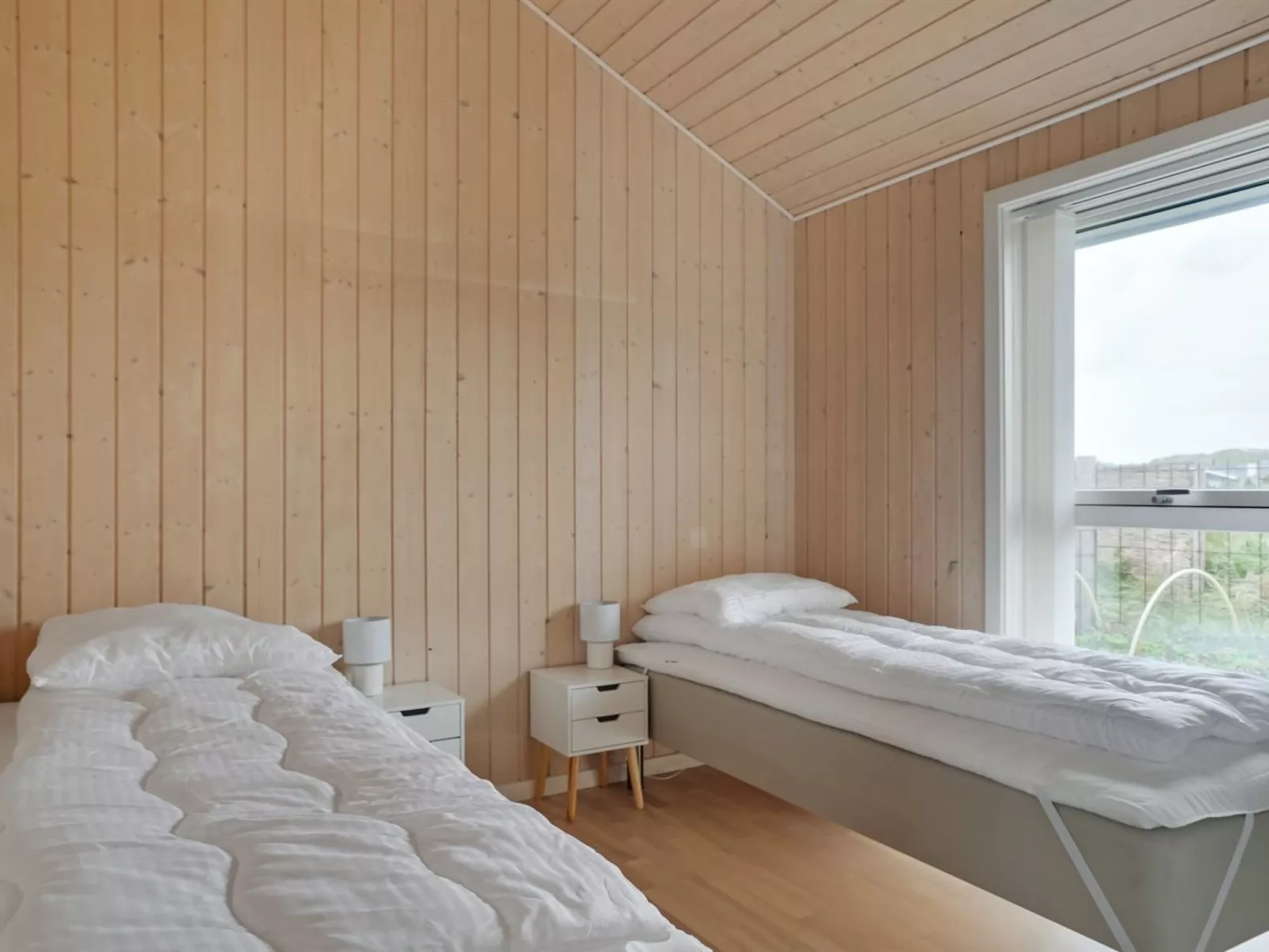 "Illona" -  from the sea-Inside