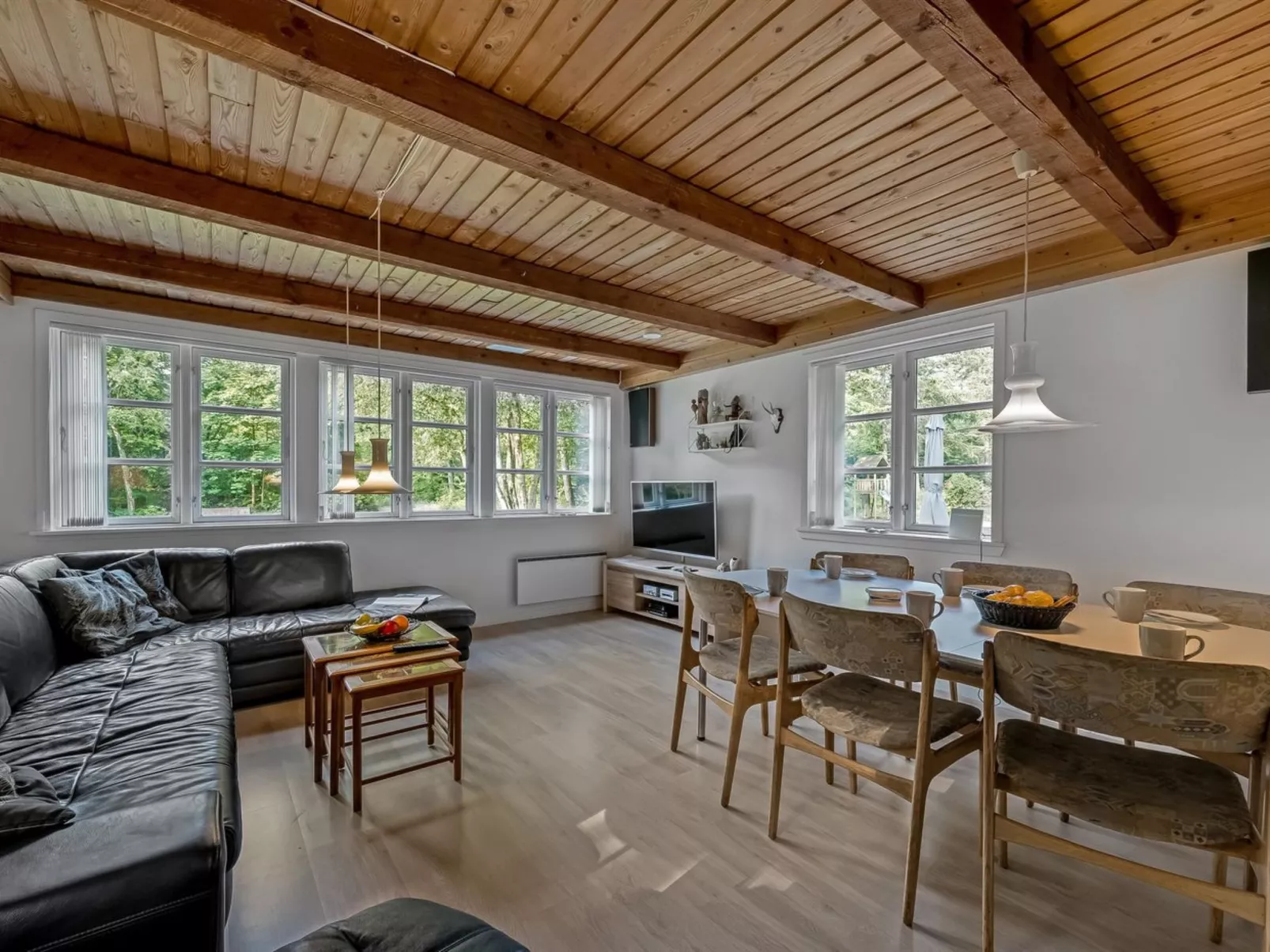 "Fina" - 15km from the sea-Inside