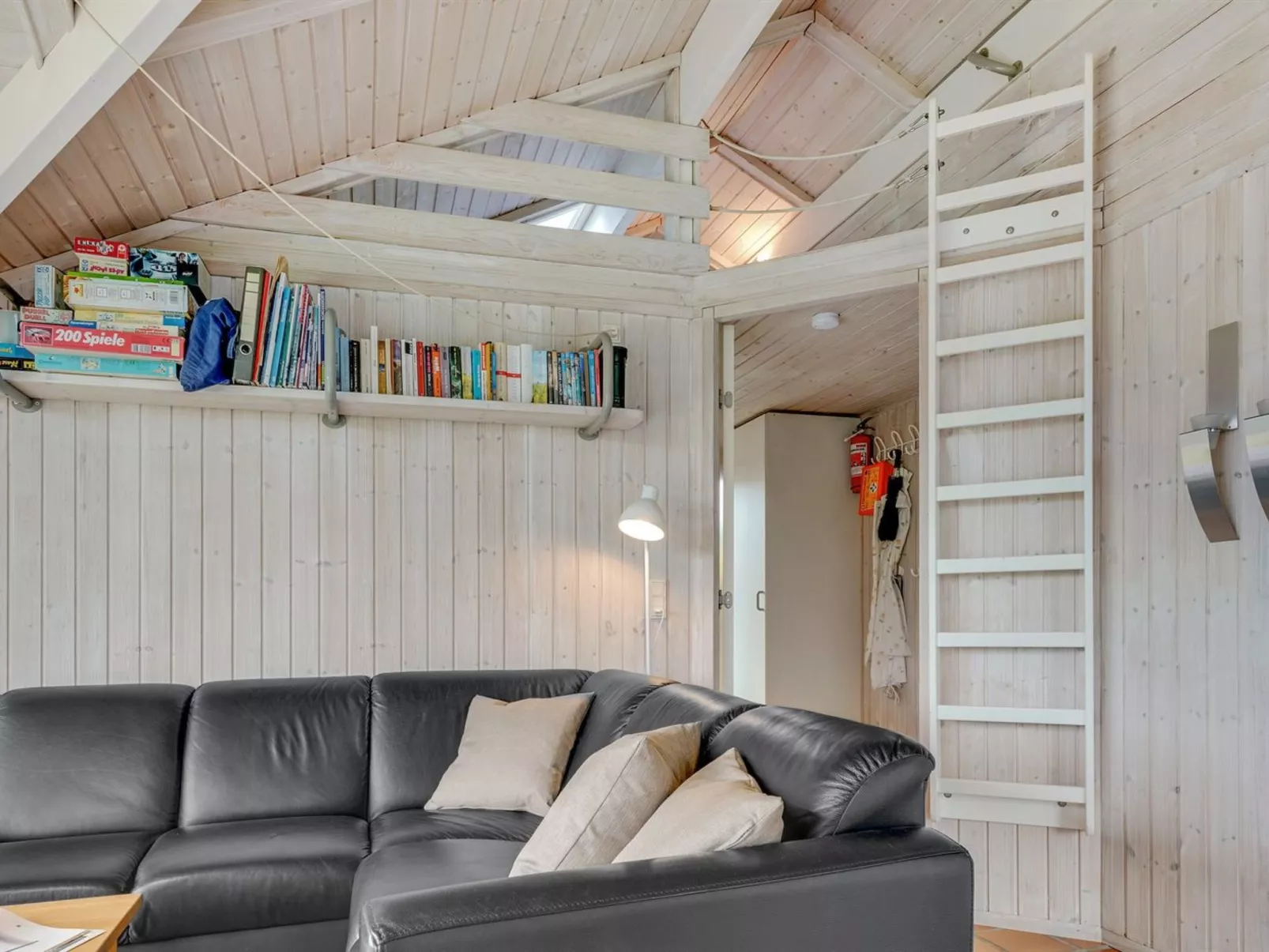 "Susse" - 400m to the fjord-Inside