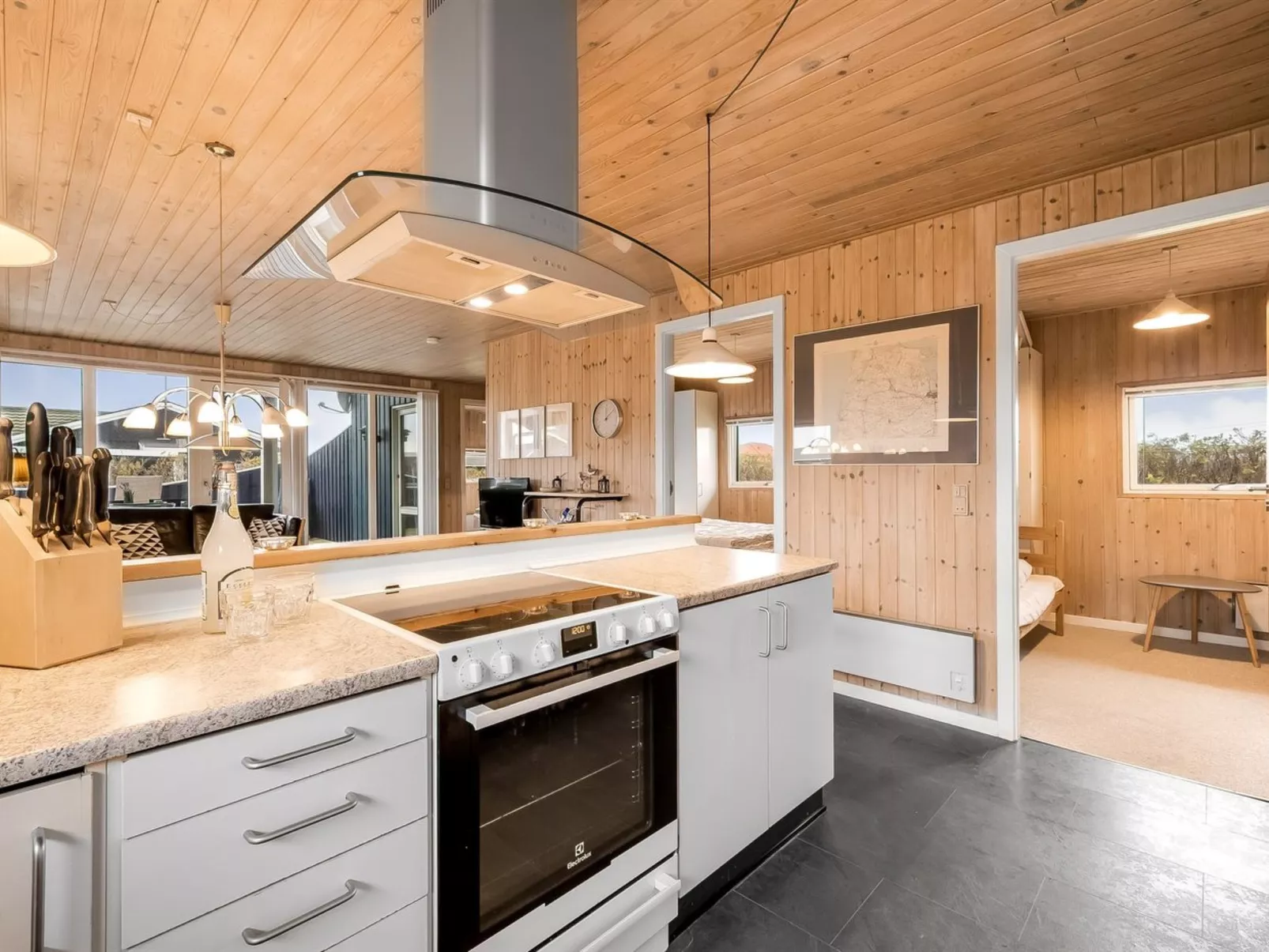 "Odmar" - 300m from the sea-Inside