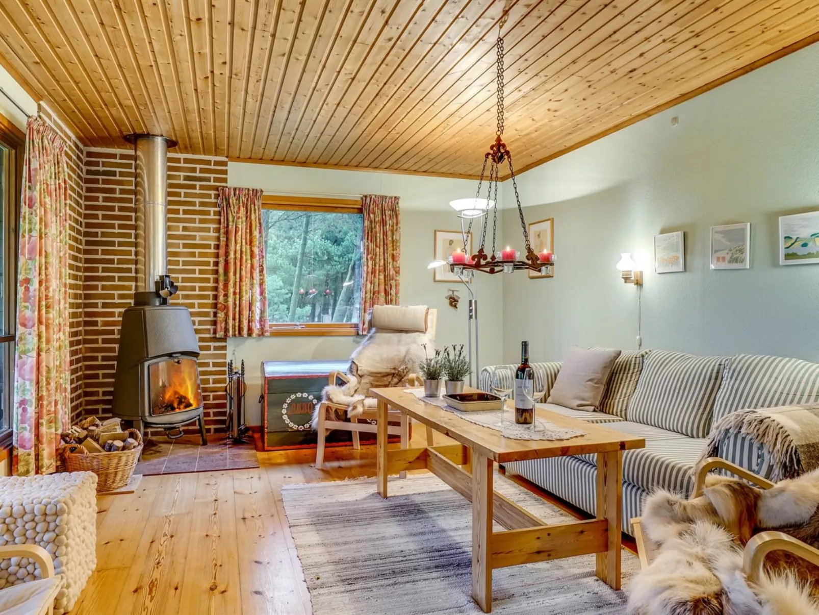 "Carina" - 5km from the sea-Inside