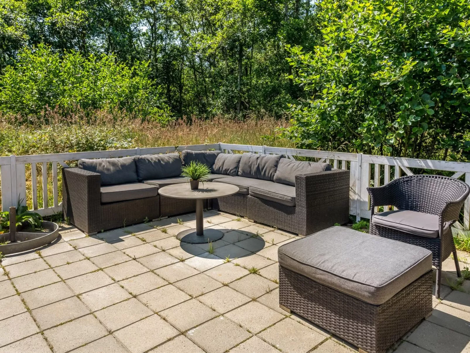 "Maik" - 1.5km from the sea-Outside