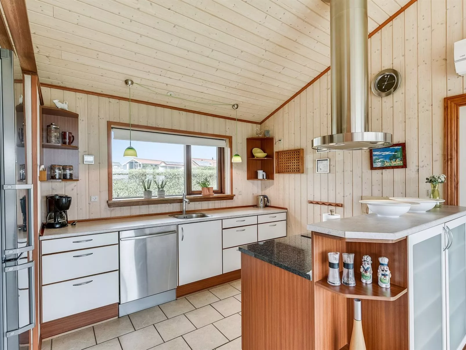 "Mervi" - 300m to the fjord-Dedans