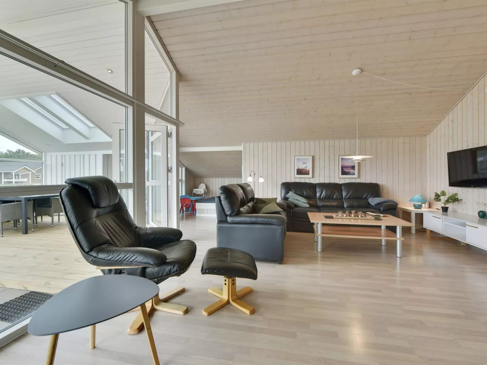 "Harth" - 700m to the fjord-Dedans