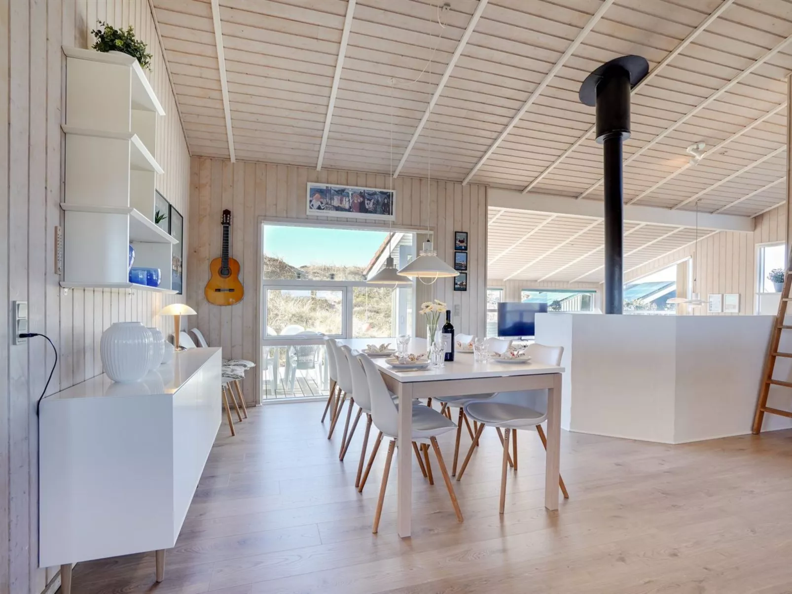 "Wighman" -  from the sea-Dedans