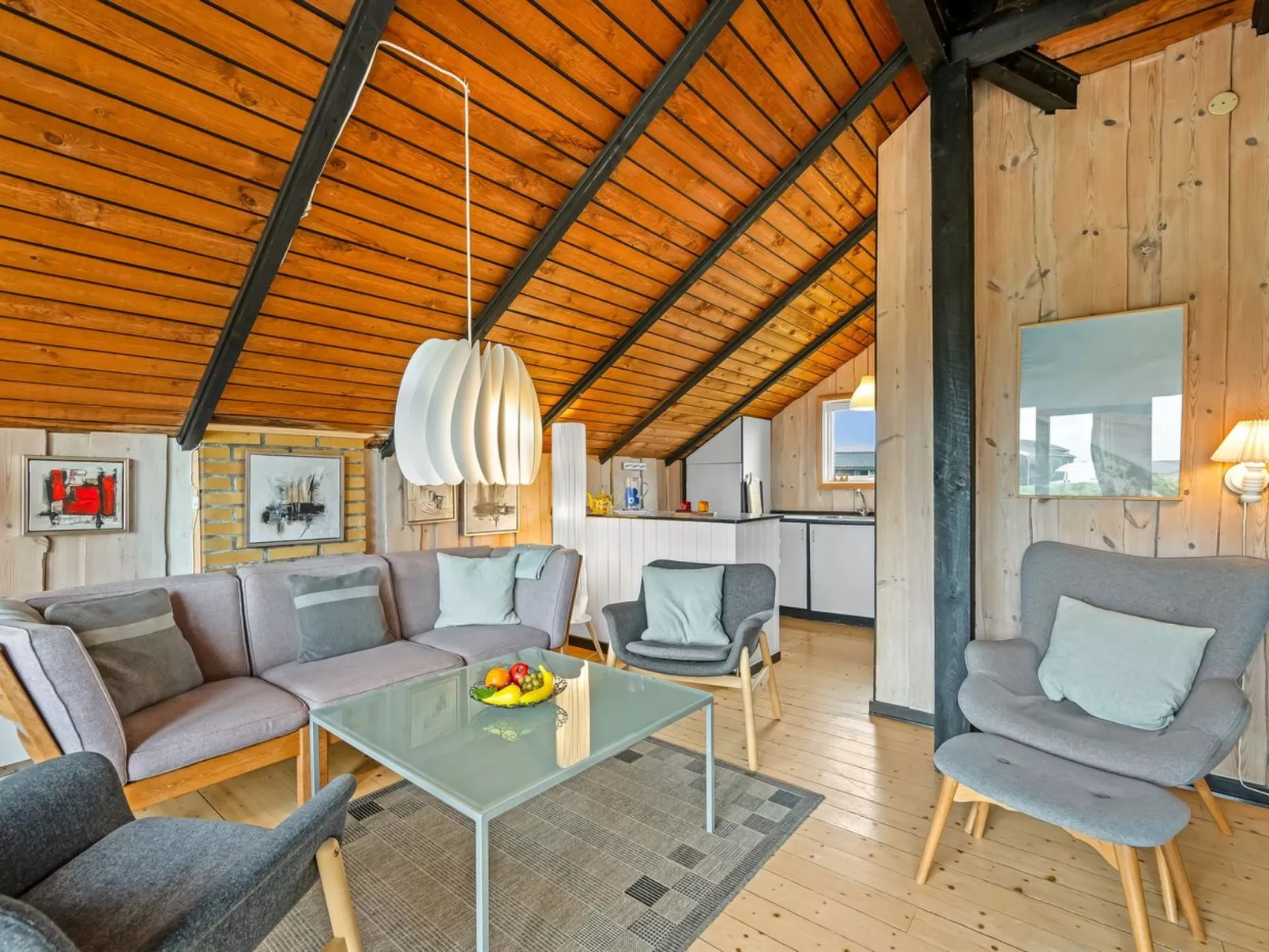 "Hildegart" -  from the sea-Drinnen