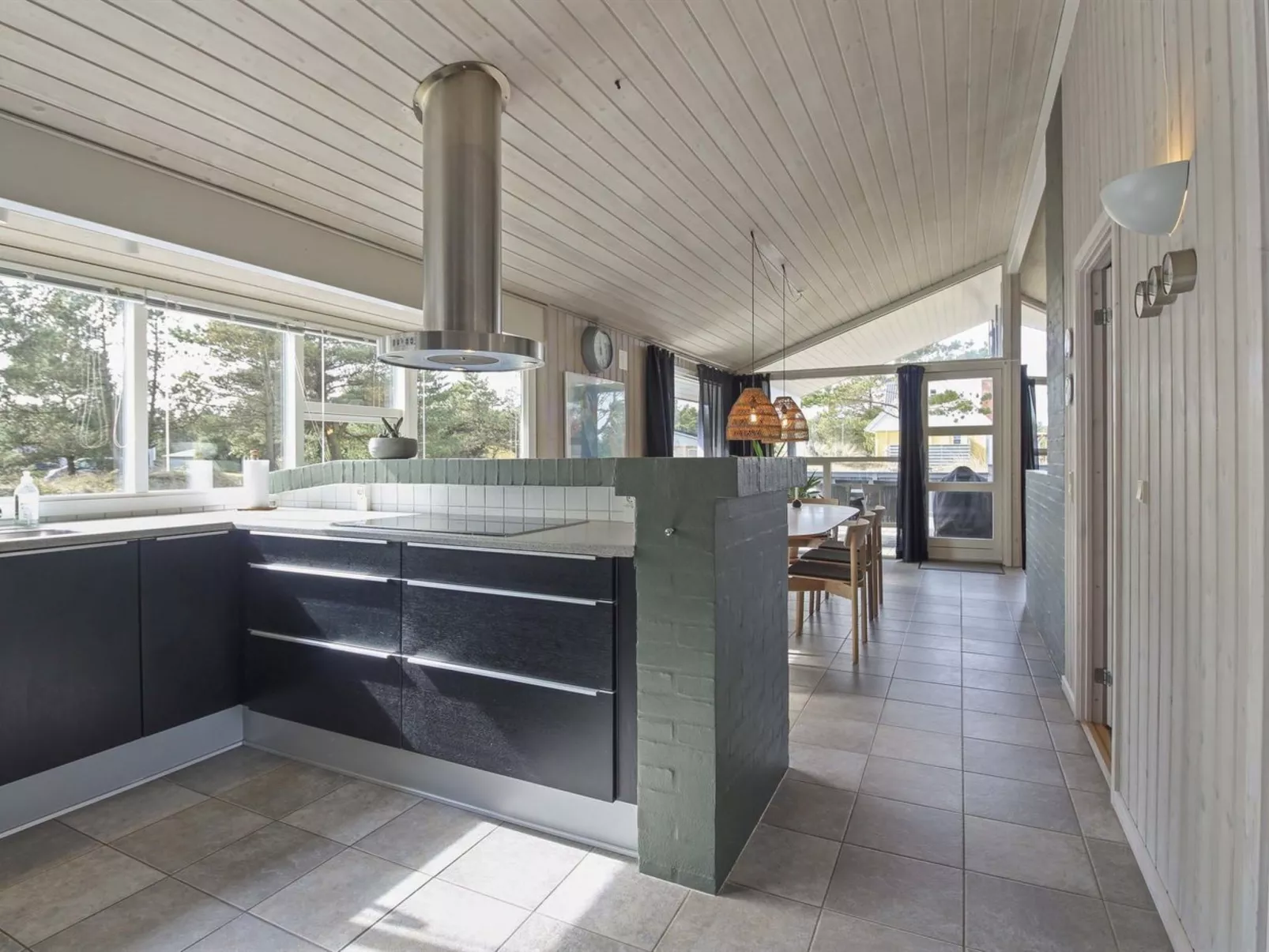 "Birgita" - 700m from the sea-Inside