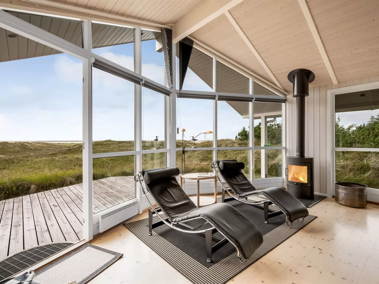 "Leona" - 250m to the fjord-Inside