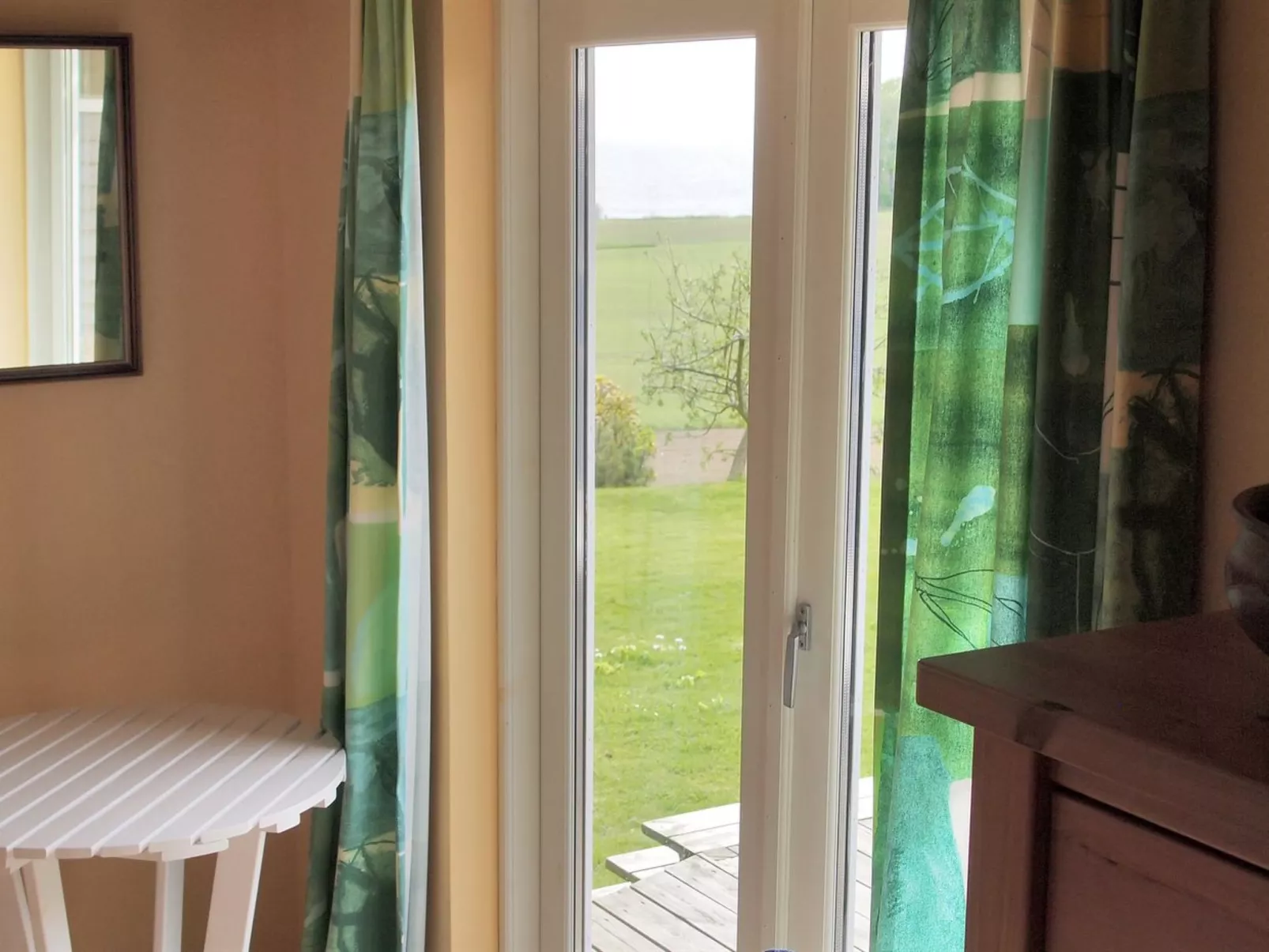 "Hoimar" - 400m from the sea-Drinnen