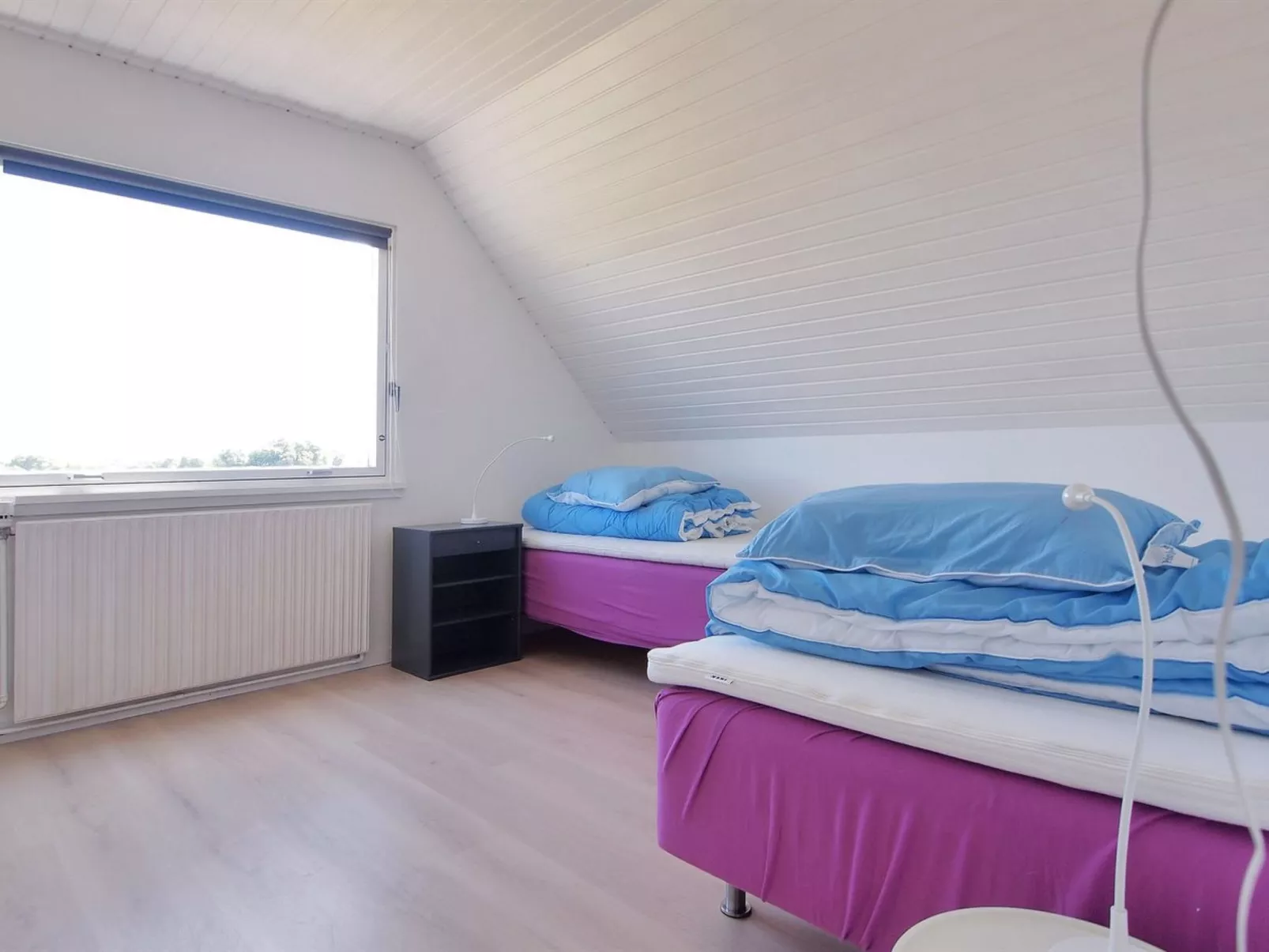 "Spase" - 250m to the fjord-Drinnen