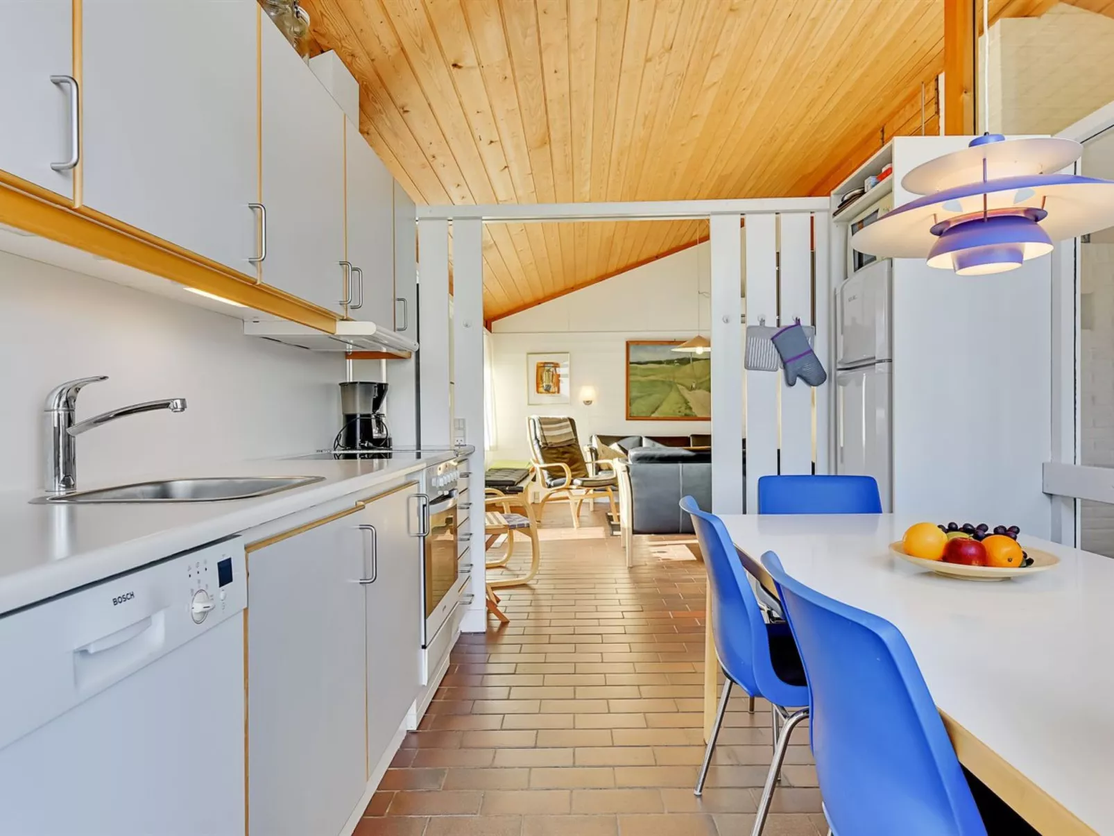 "Boris" - 500m from the sea-Drinnen