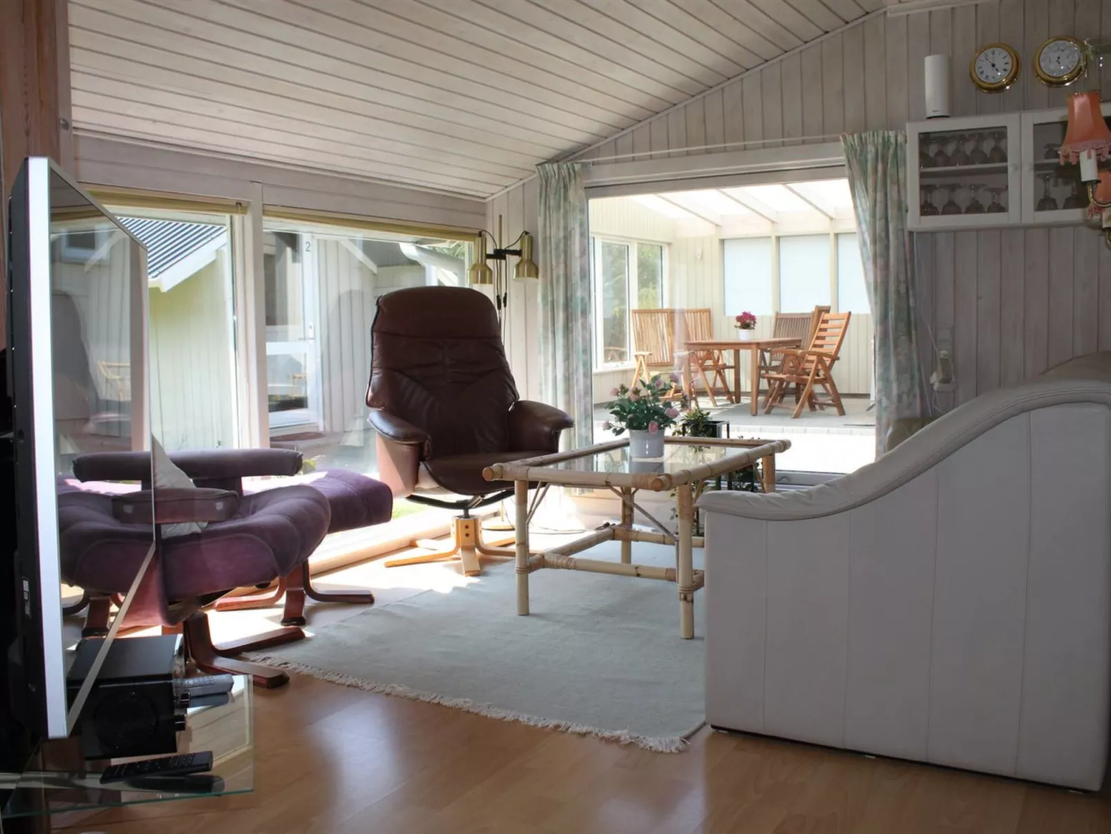 "Pyry" - 400m to the fjord-Dedans