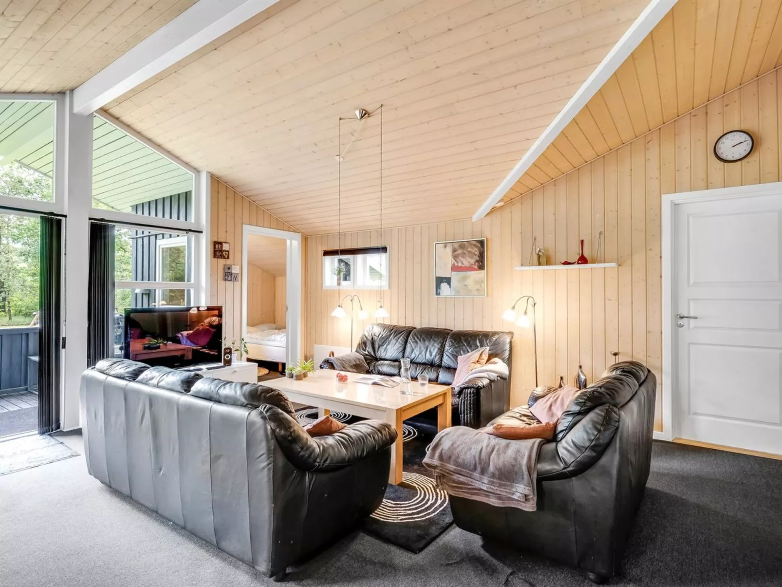 "Gurly" - 25km from the sea-Inside