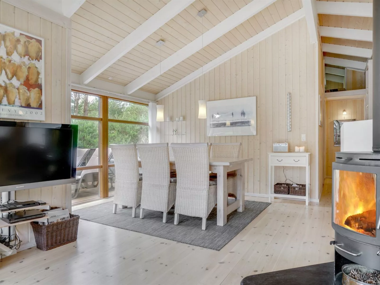 "Mine" - 300m from the sea-Dedans