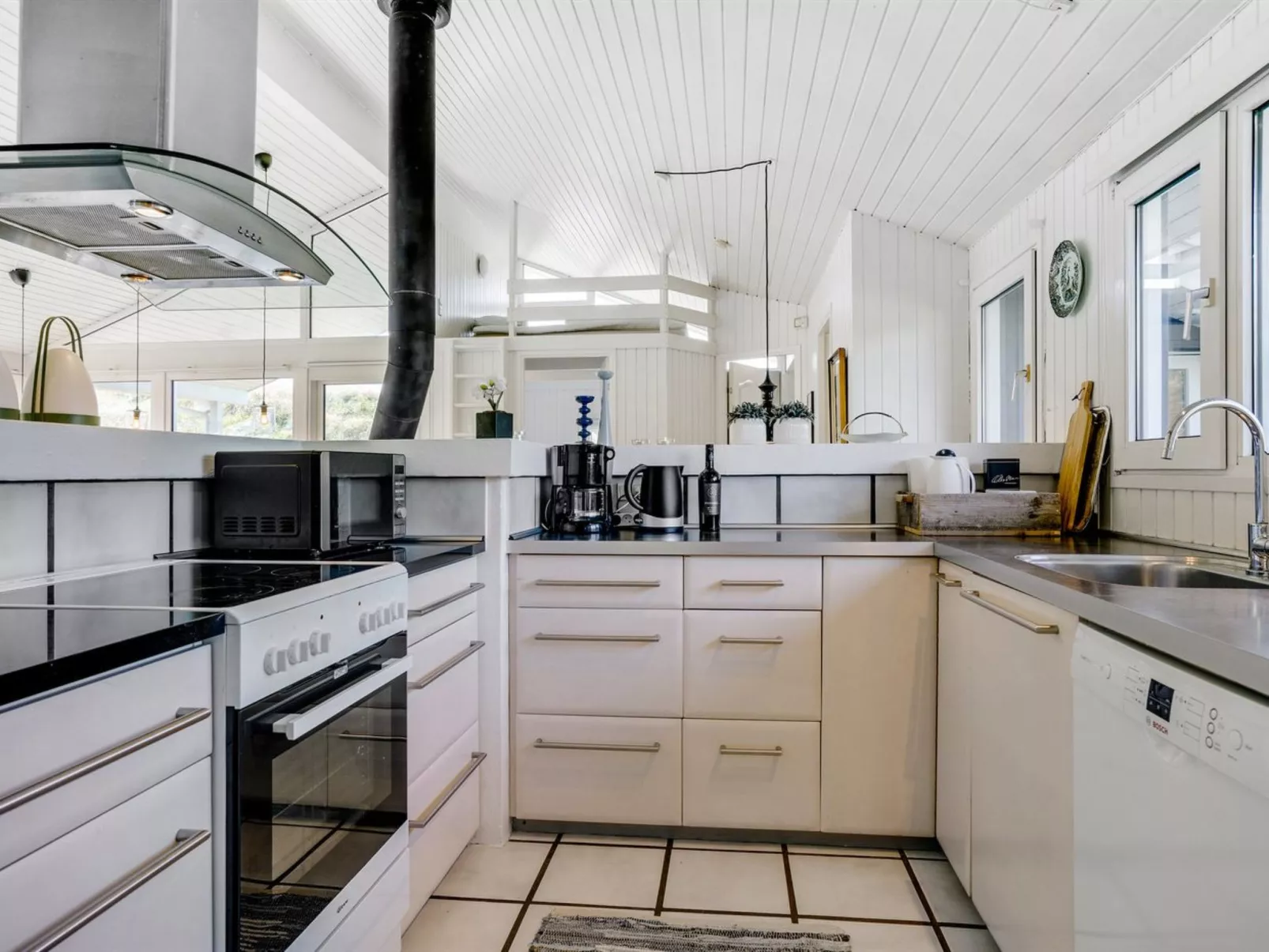 "Nilson" - 1.4km from the sea-Dedans