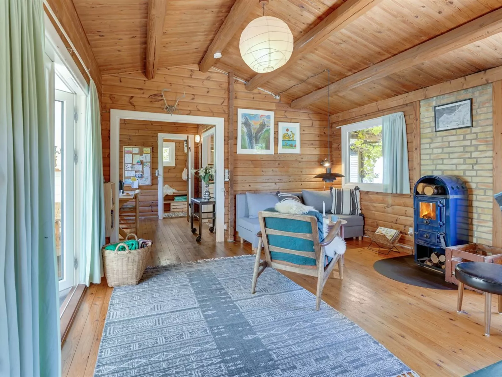 "Meeno" - 200m from the sea-Inside