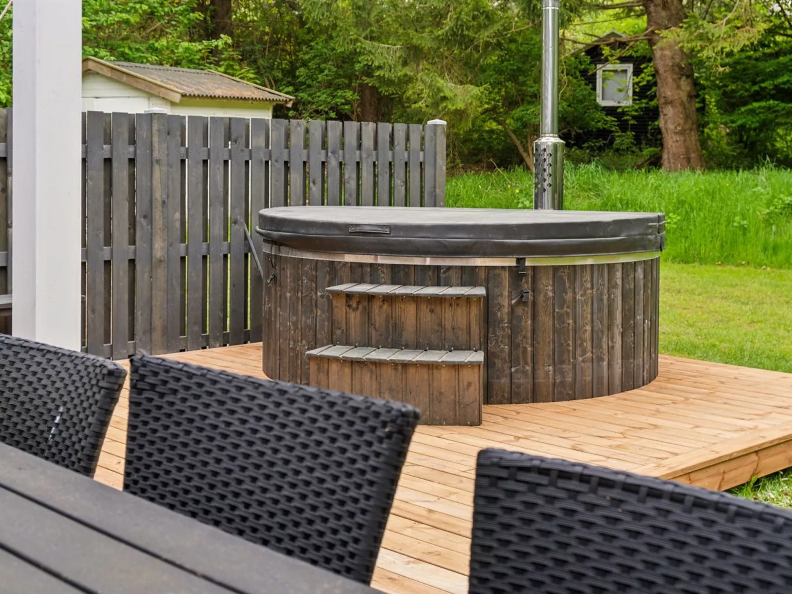 "Juke" - 425m from the sea-Inside