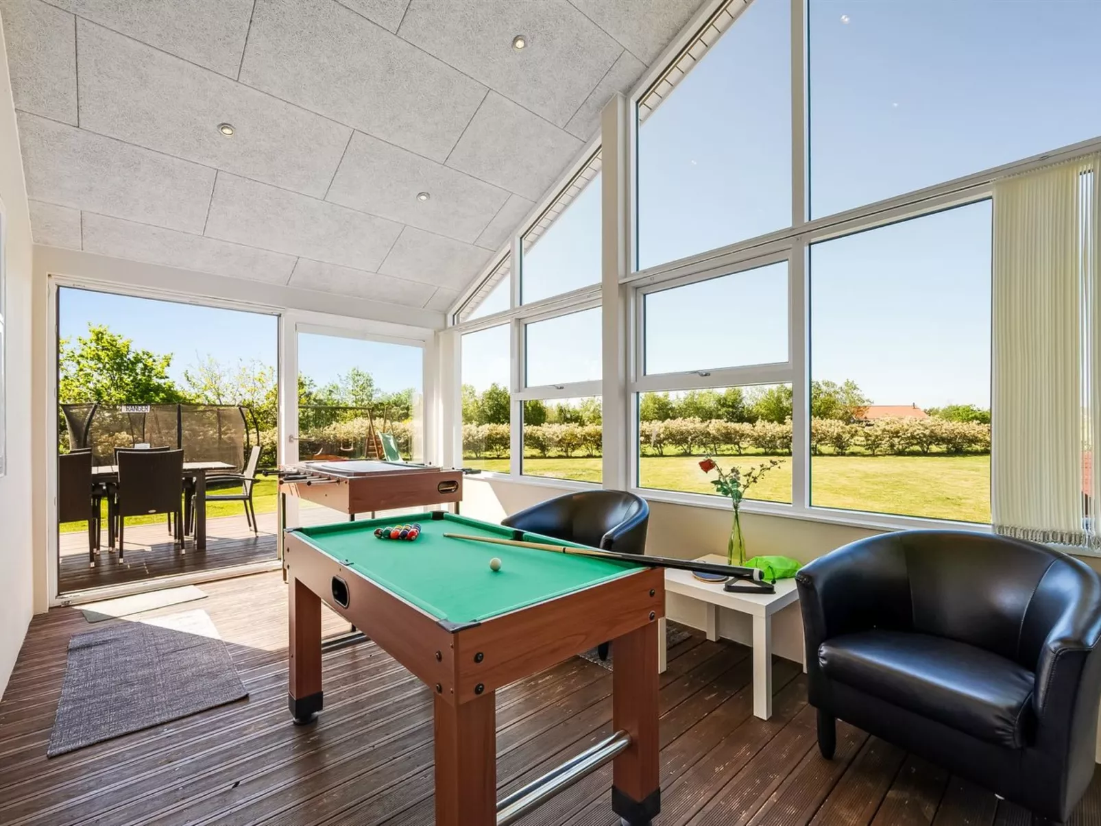 "Hedevig" - 800m to the fjord-Inside