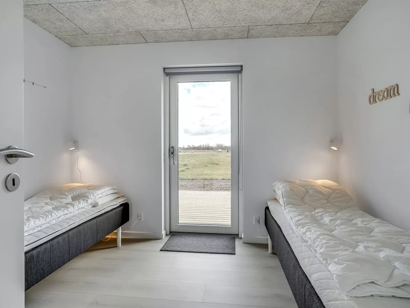 "Thalie" - 400m from the sea-Inside