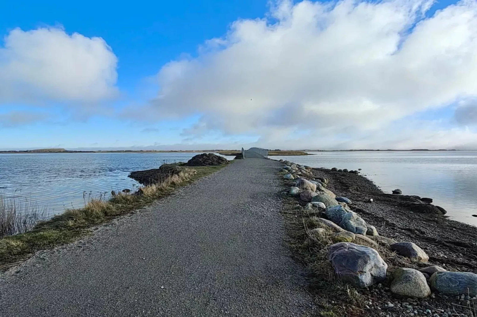 Maison de vacances pour 4 a Ringkøbing-By Traum-Vue sur l'eau