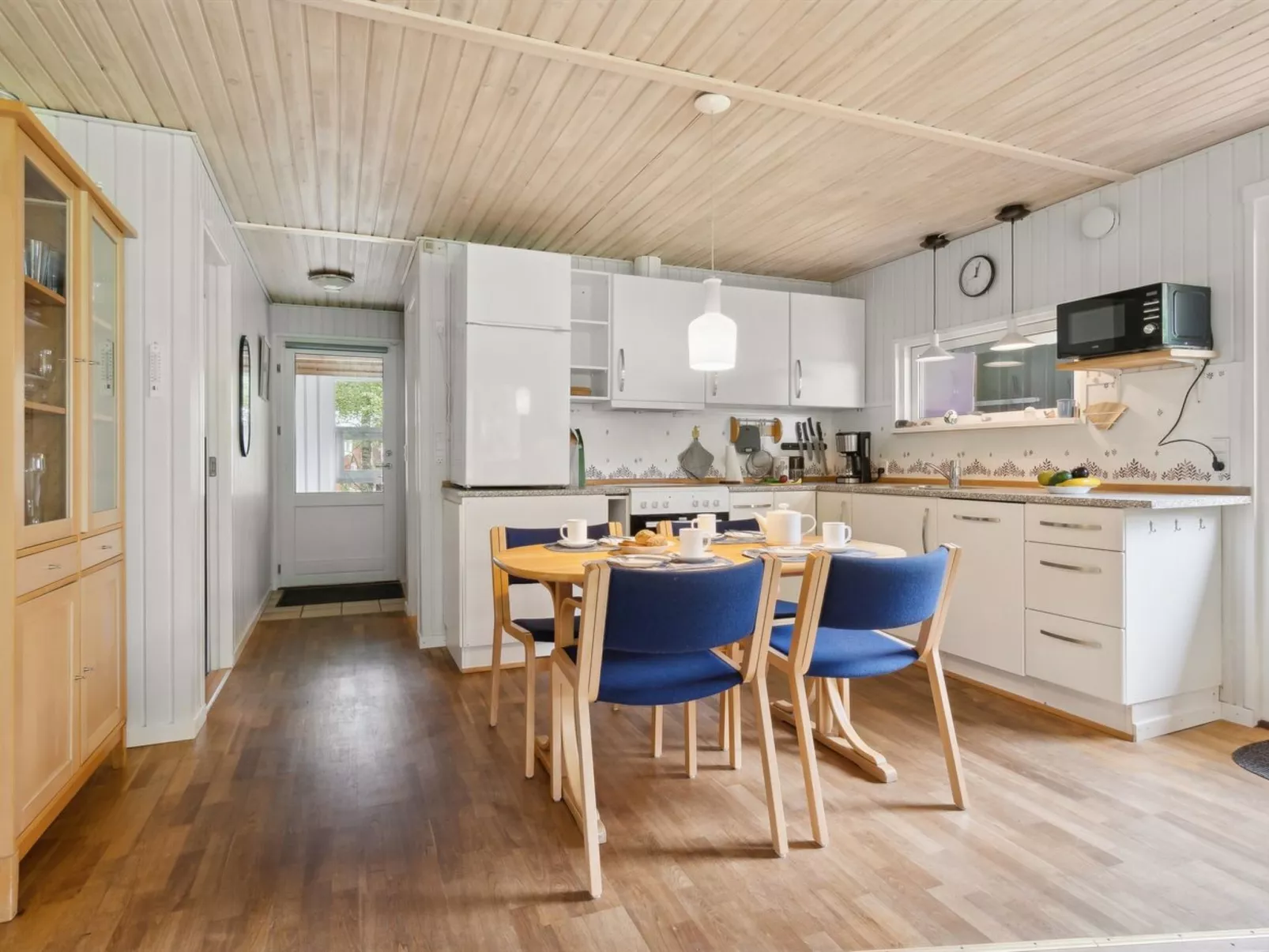 "Alkmar" -  from the sea-Inside