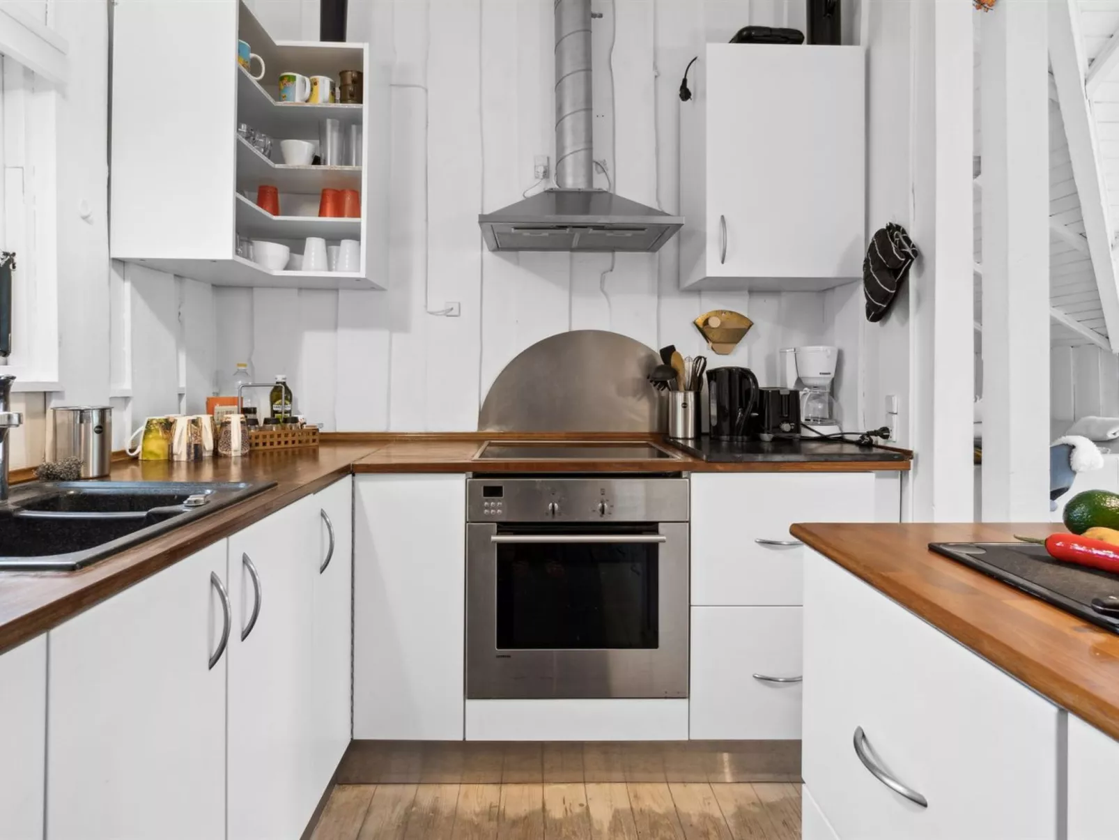 "Ninni" - 3.2km from the sea-Drinnen