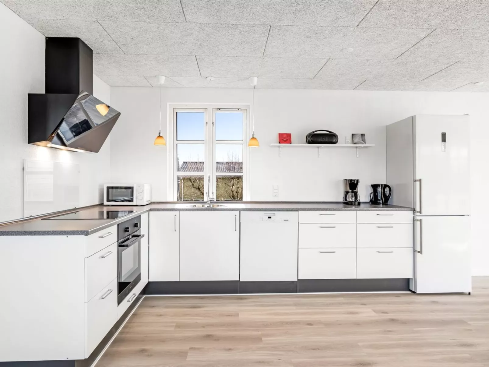 "Torhild" - 700m from the sea-Dedans