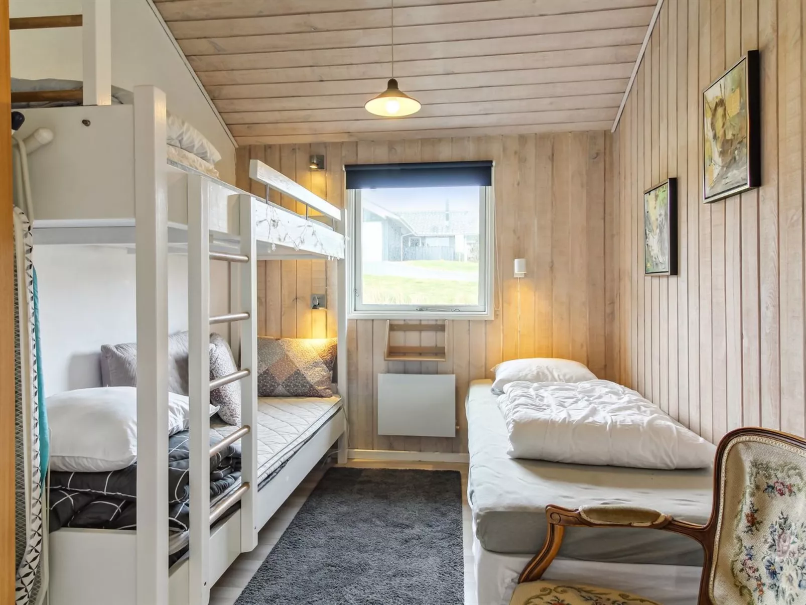 "Aike" - 400m from the sea-Inside