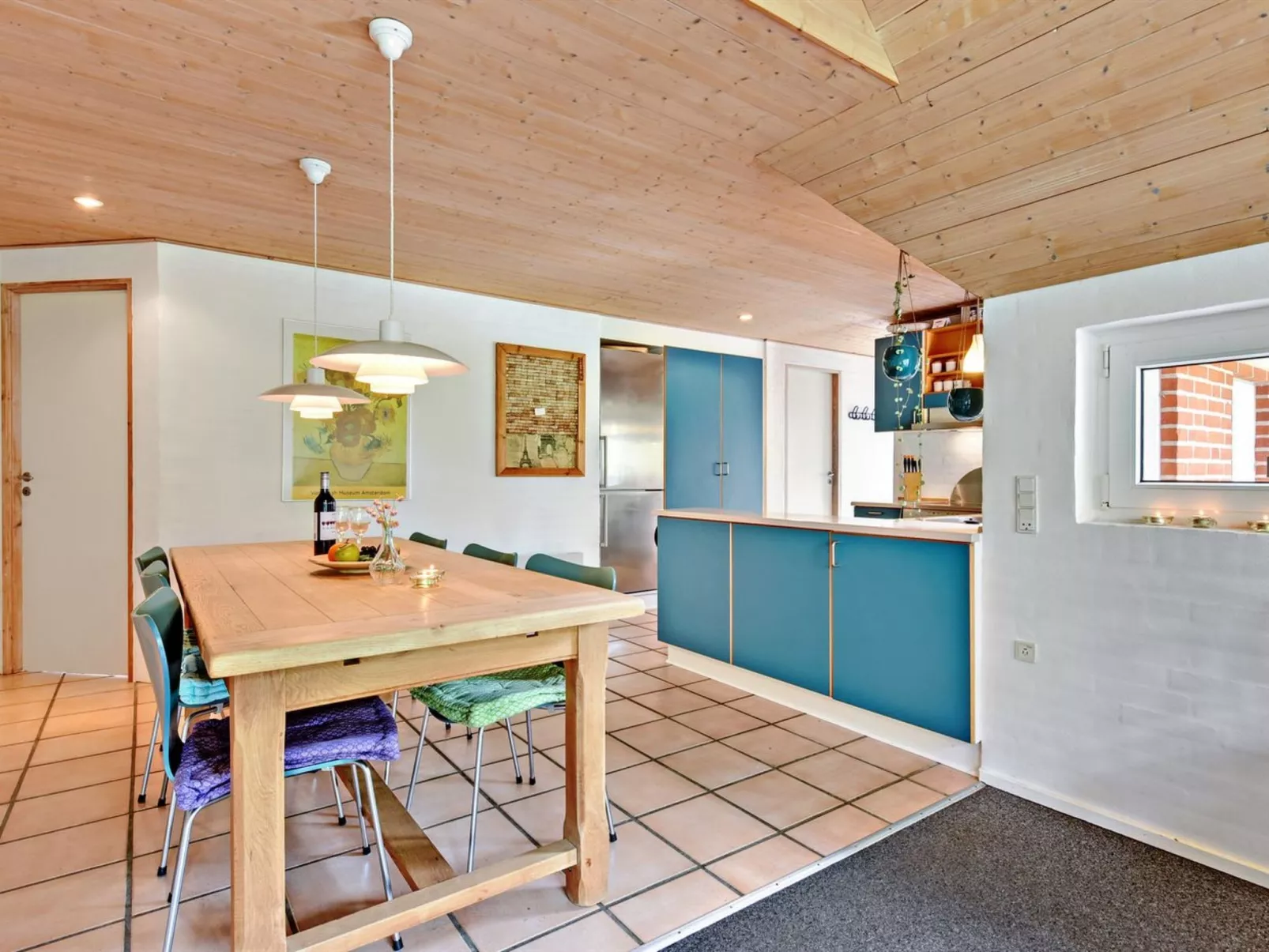 "Hunno" - 3km from the sea-Inside