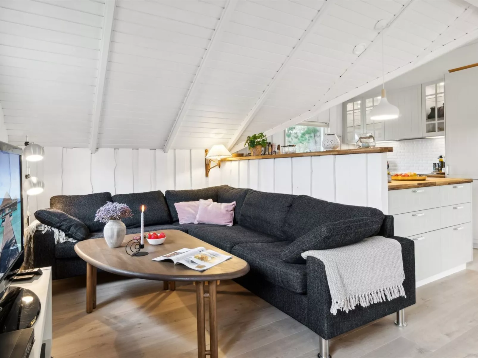 "Laurens" - 800m from the sea-Inside