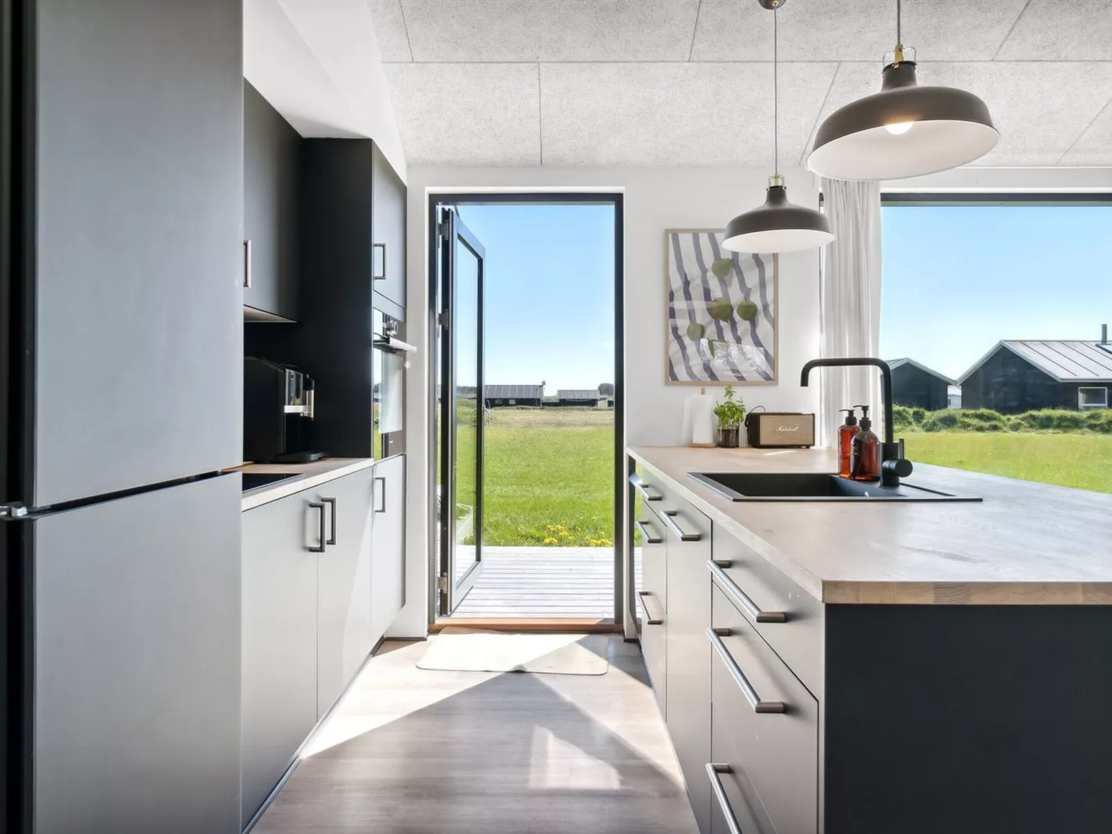 "Cresta" - 1.4km from the sea-Inside