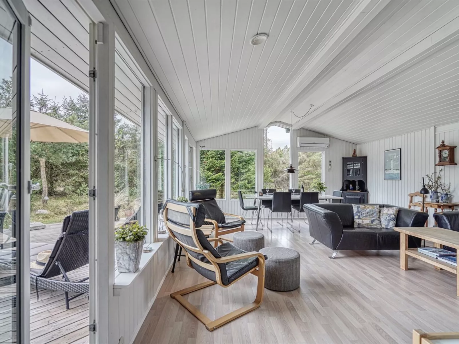 "Taneli" - 2.2km from the sea-Inside