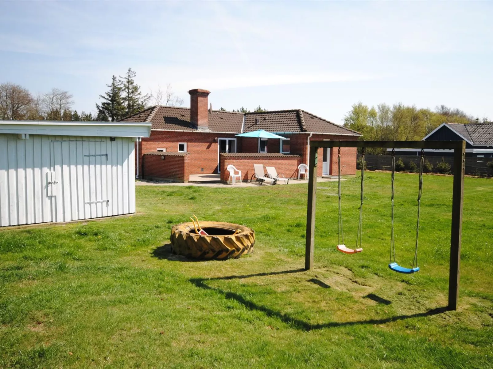 "Pernilla" - 2km from the sea-Outside