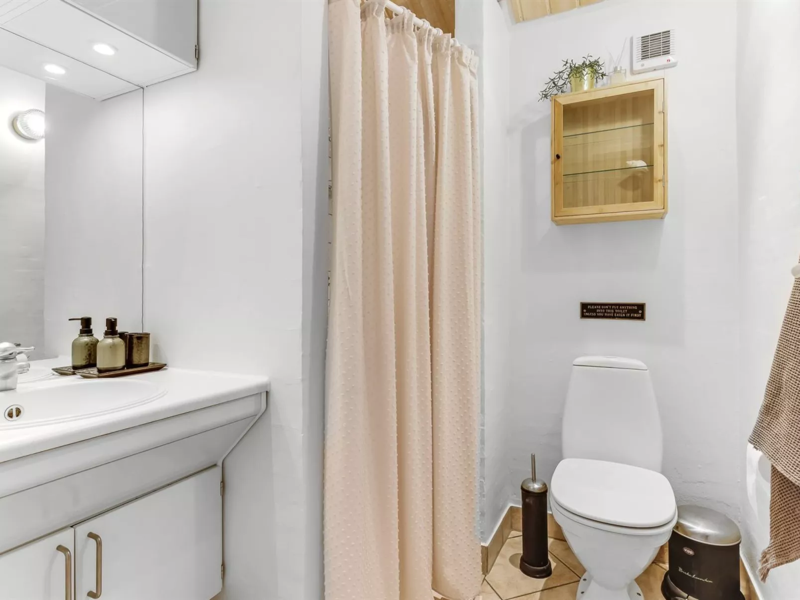 "Aster" - 150m from the sea-Inside