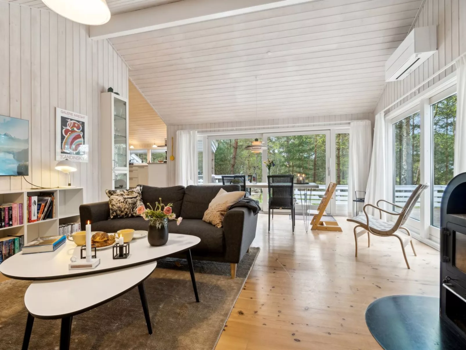 "Tilje" - 800m from the sea-Inside