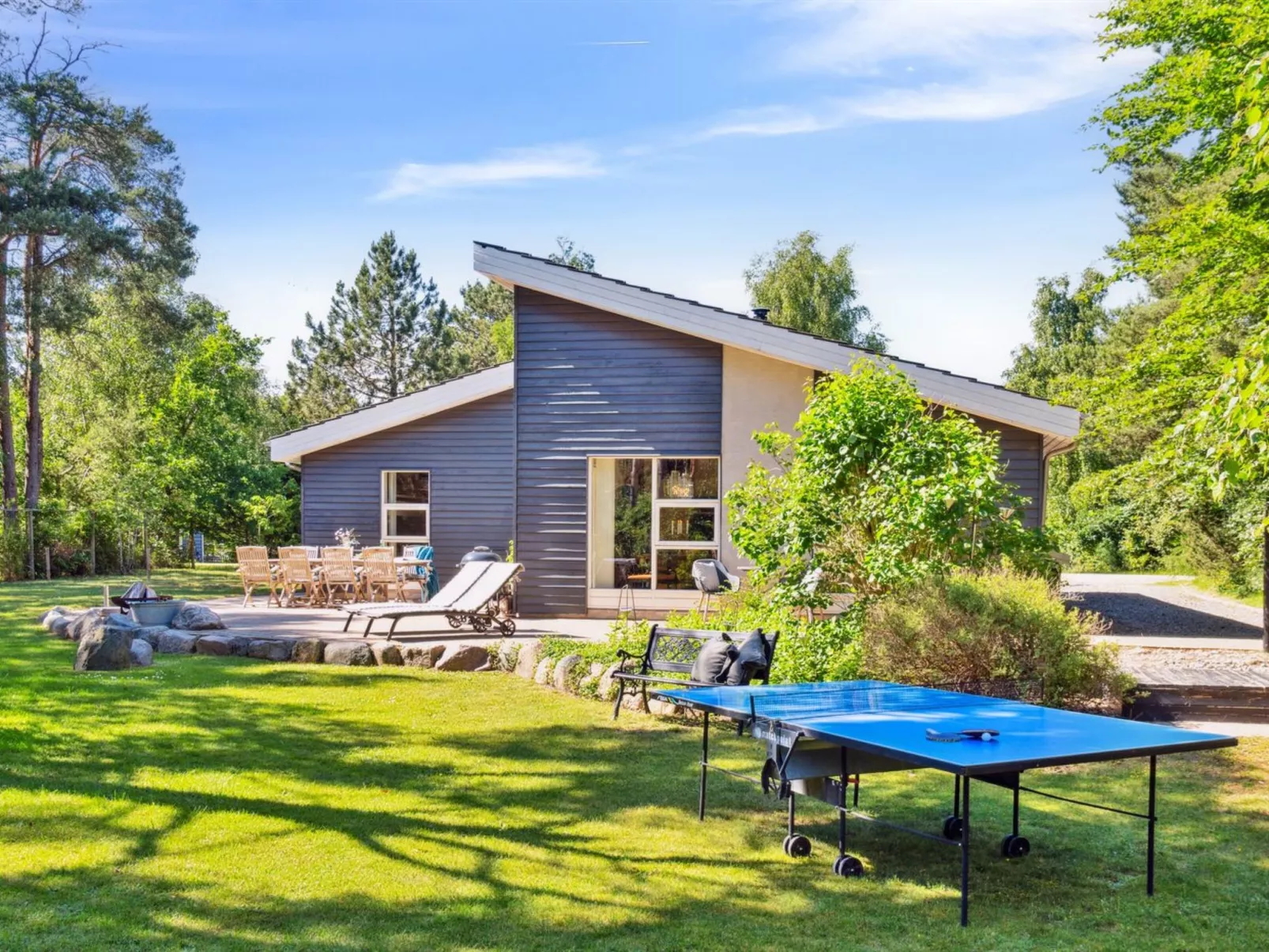 "Romil" - 2.1km from the sea-Outside