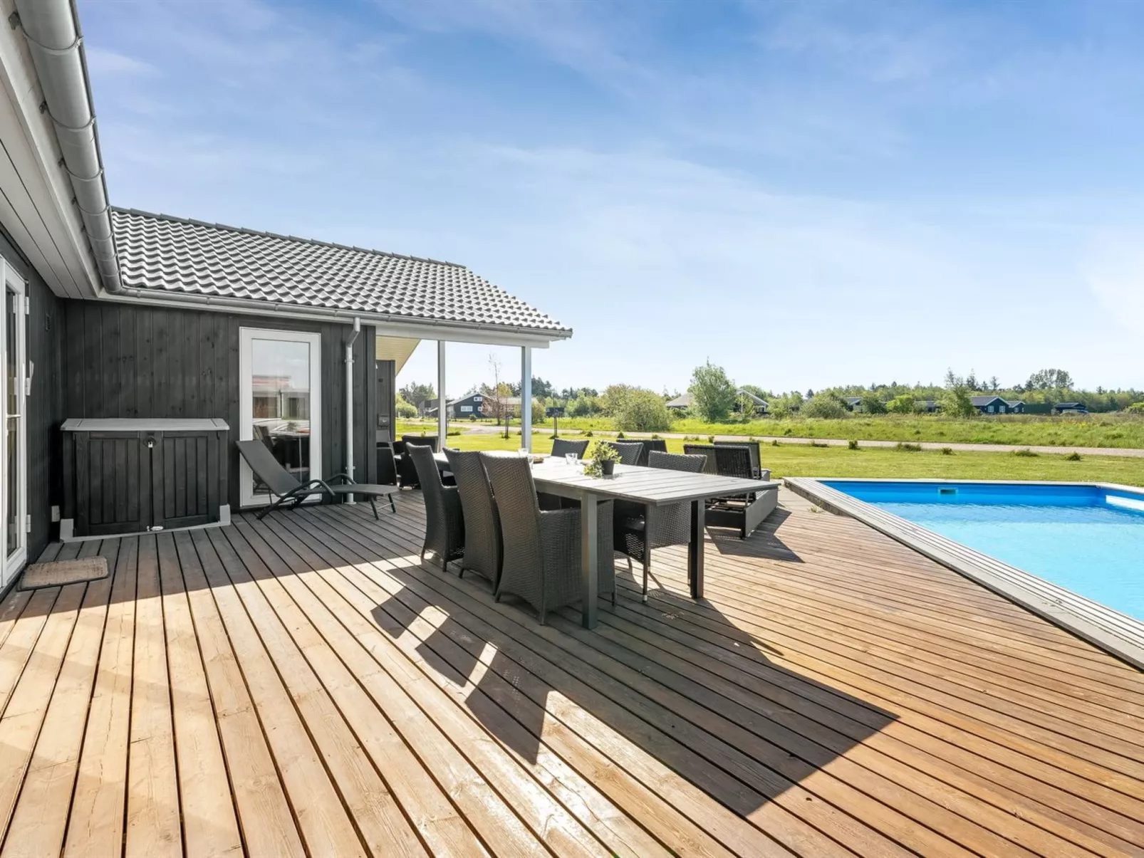 "Kiersten" - 800m from the sea-Outside